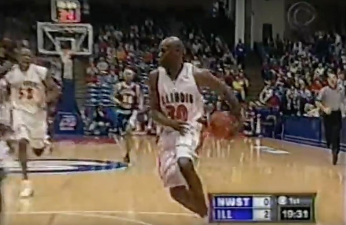 Illinois guard Frank Williams with a behind-the-back pass to Marcus Griffin for a dunk in the 96-54 win over Northwestern State in the first round of the 2001 NCAA Tournament.