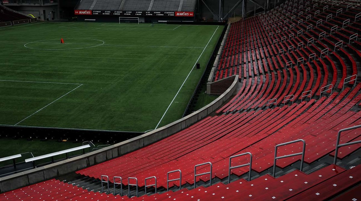 empty-stadiums-sports-coronavirus-lead
