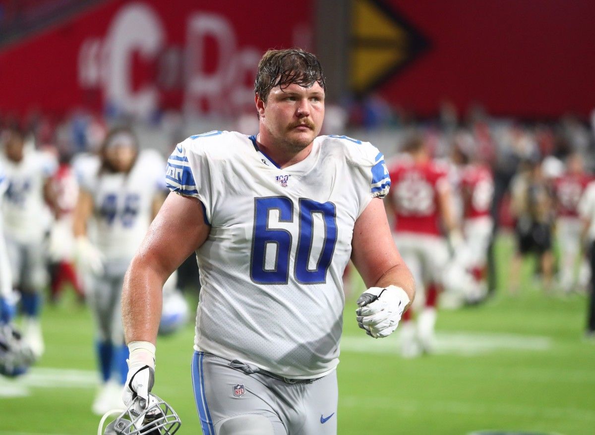 Detroit Lions center Graham Glasgow (60) against the Arizona Cardinals at State Farm Stadium.
