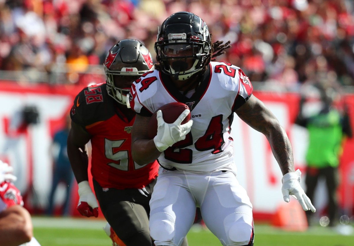 Pros and Cons of Acquiring RB Devonta Freeman - Sports Illustrated ...