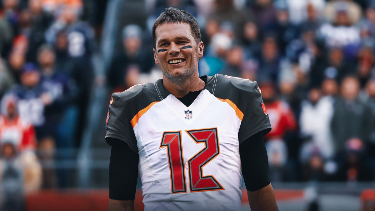 tom brady in tampa bay jersey