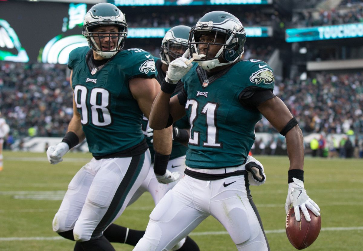 Cornerback Leodis McKelvin played only one season for the Eagles then retired