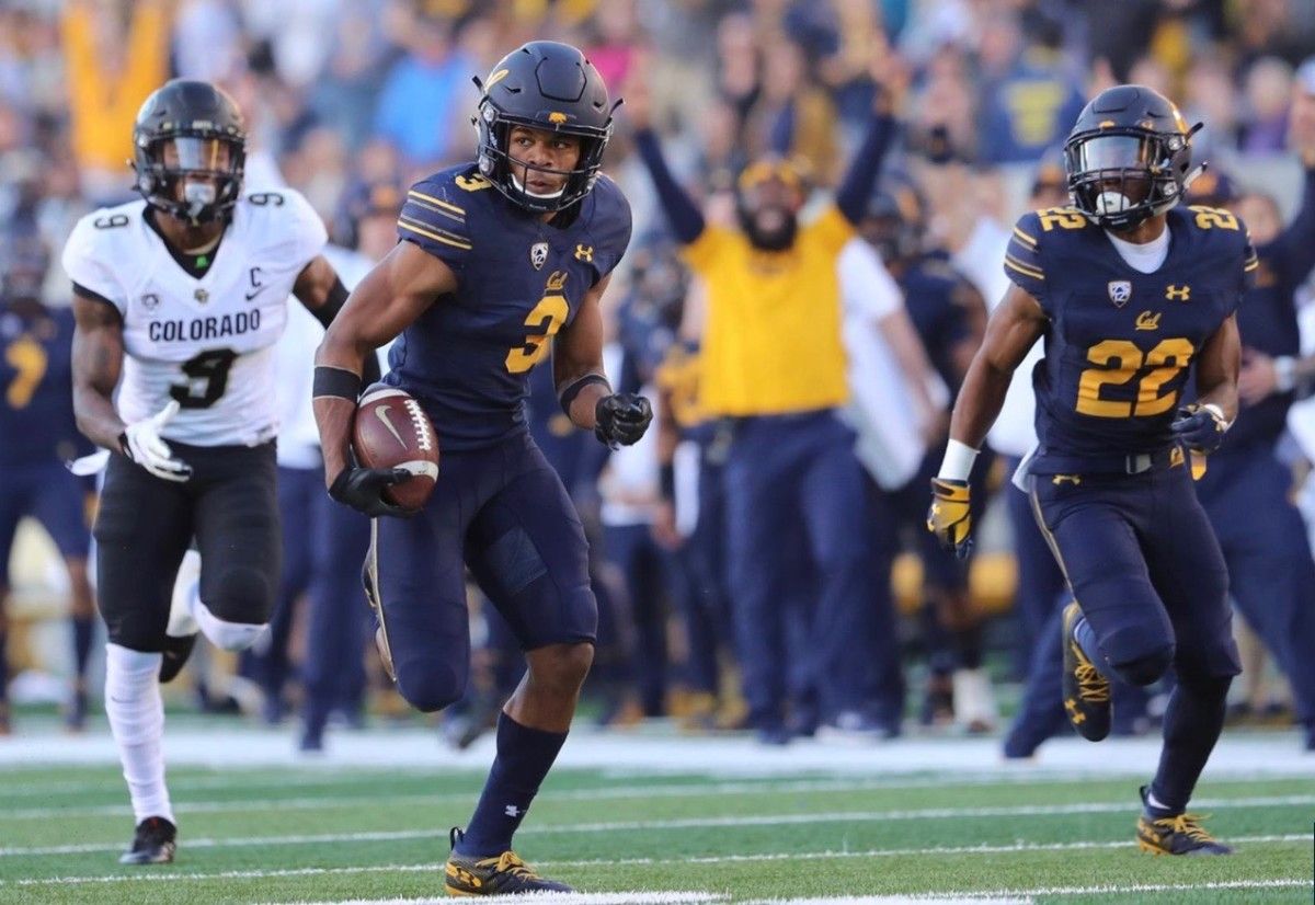 Elijah Hicks returns an interception for six points against Colorado.