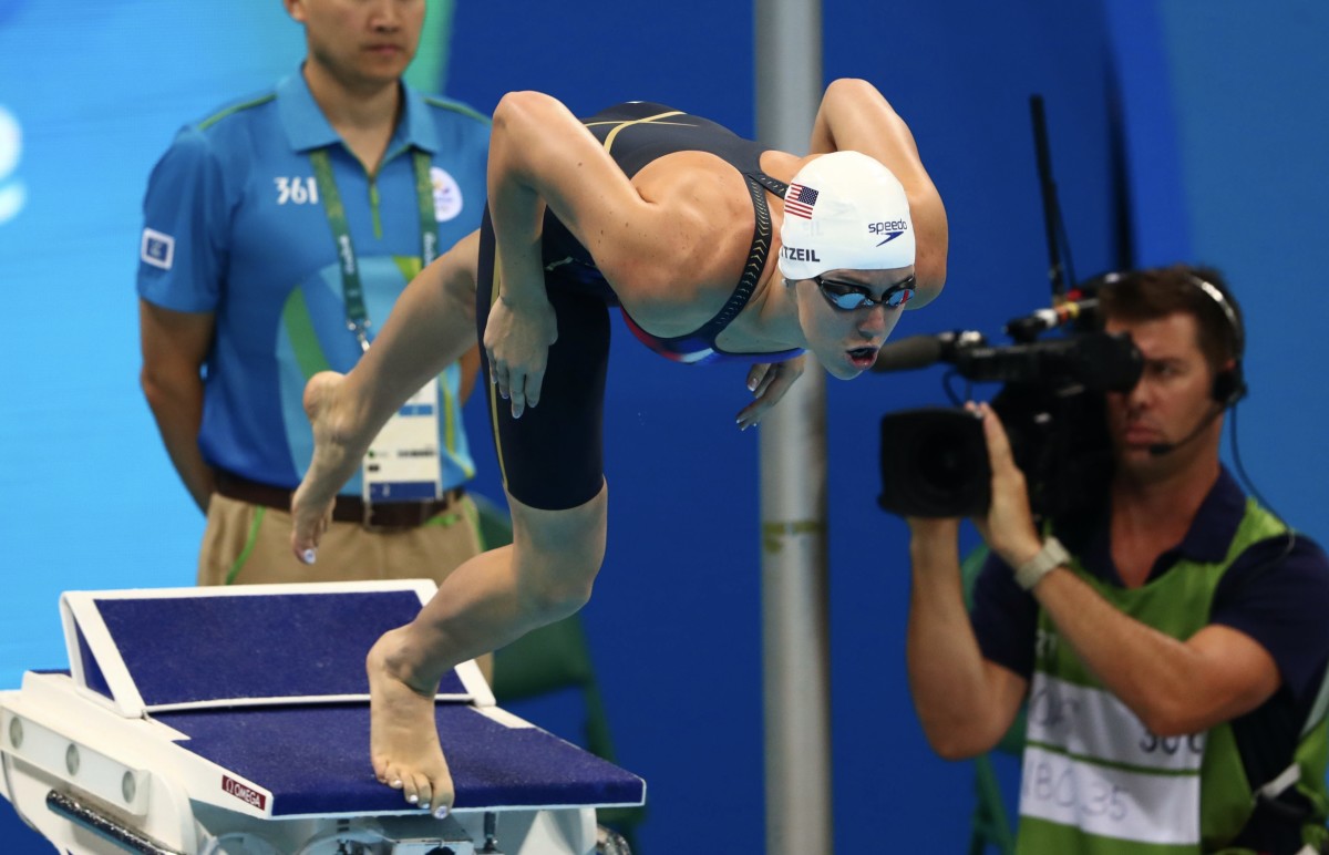 Abbey Weitzeil leaves the board during the 2016 Olympics in Rio de Janeiro