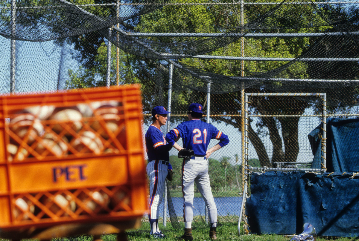 Sidd Finch April Fools' article: 1985 New York Mets prospect - Sports  Illustrated