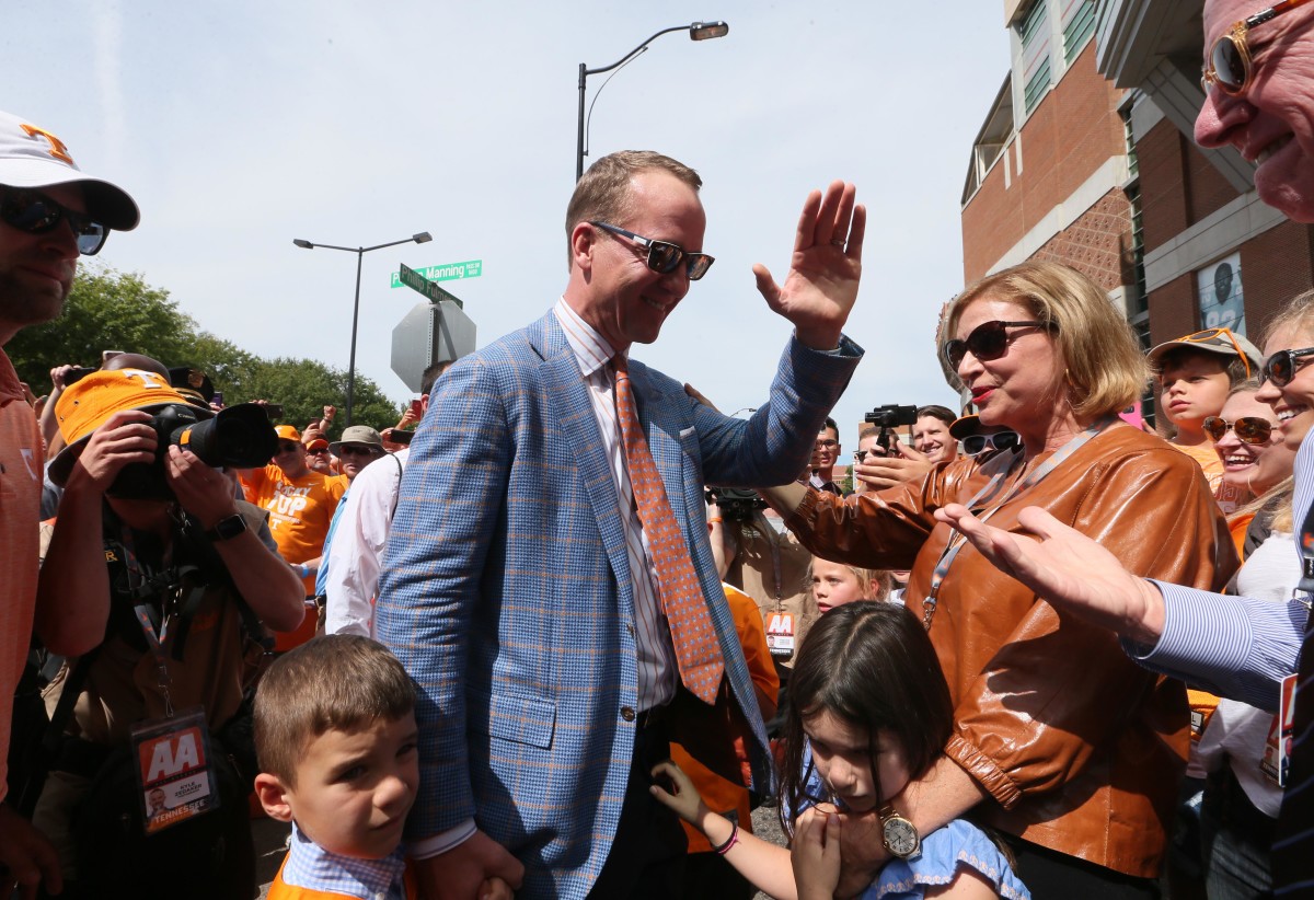 Watch Peyton Manning Delivers Heartfelt Intro for 2020 NFL Draft Sports Illustrated Tennessee
