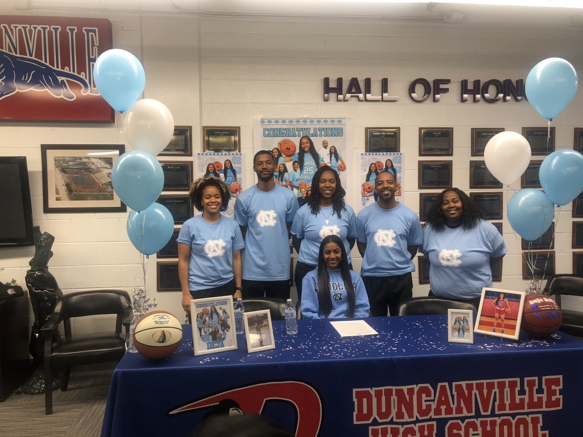 Deja Kelly Moves Up in Rankings; No. 1 in Texas and Top 10 on ESPNW