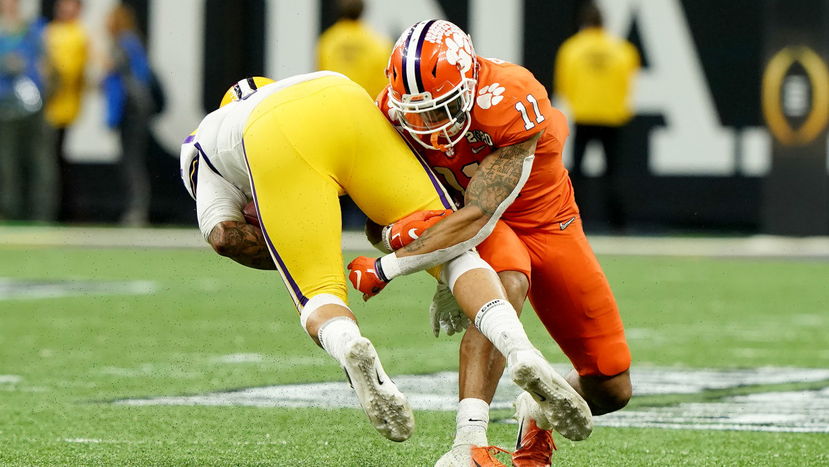 Simmons, who took snaps all over the field for the Tigers, had seven sacks for Clemson last season.