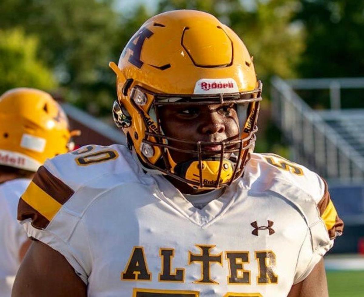 2022 Defensive Tackle Derrick Shepard Elated By Michigan Offer Sports