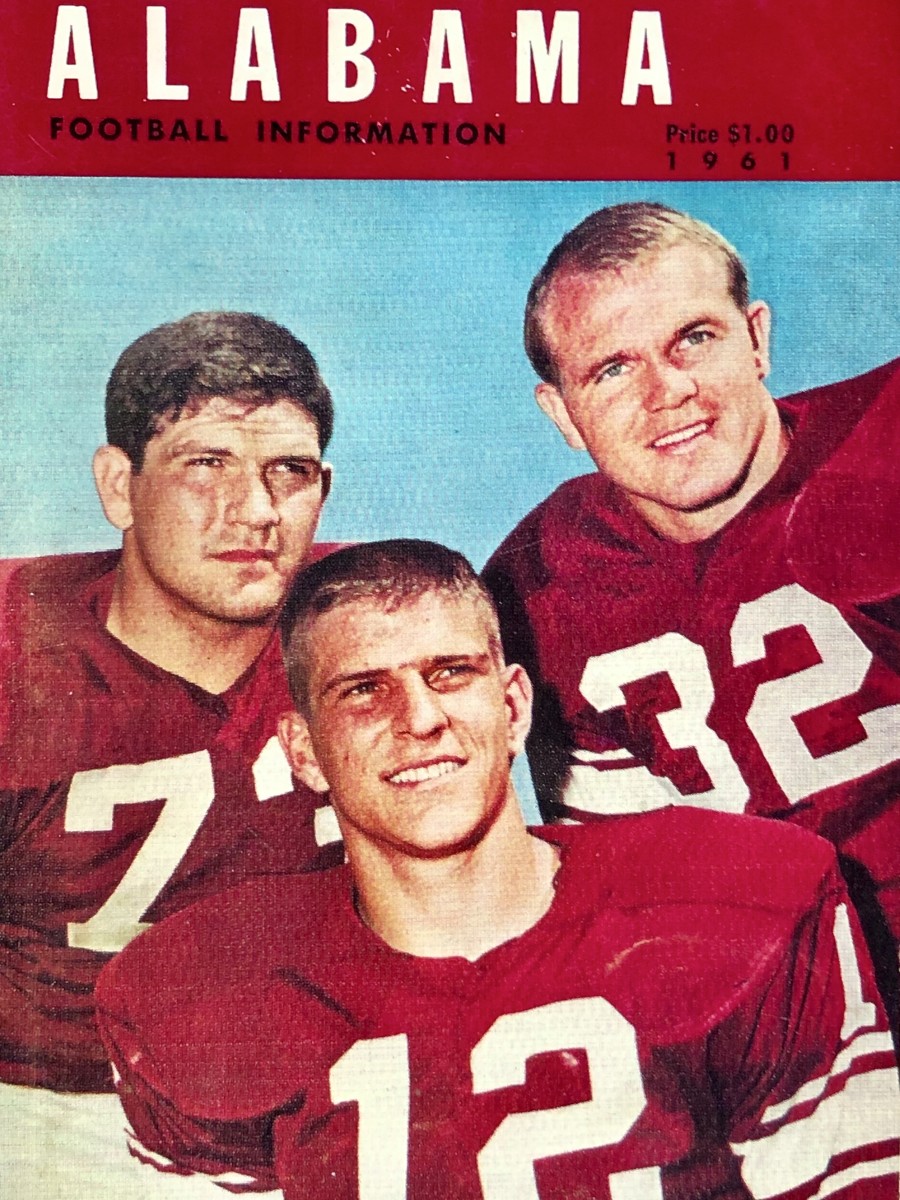 1961 Alabama media guide with QB Pat Trammell, T Billy Neighbors and LB Darwin Holt