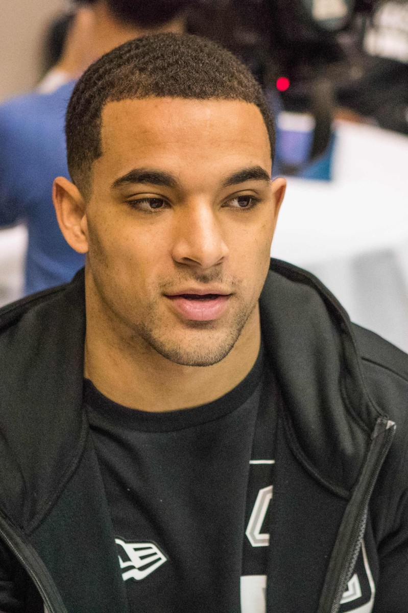 Perry Left His Mark on Navy Football Sports Illustrated Miami