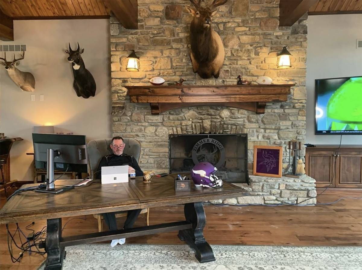 Vikings coach Mike Zimmer's virtual draft room