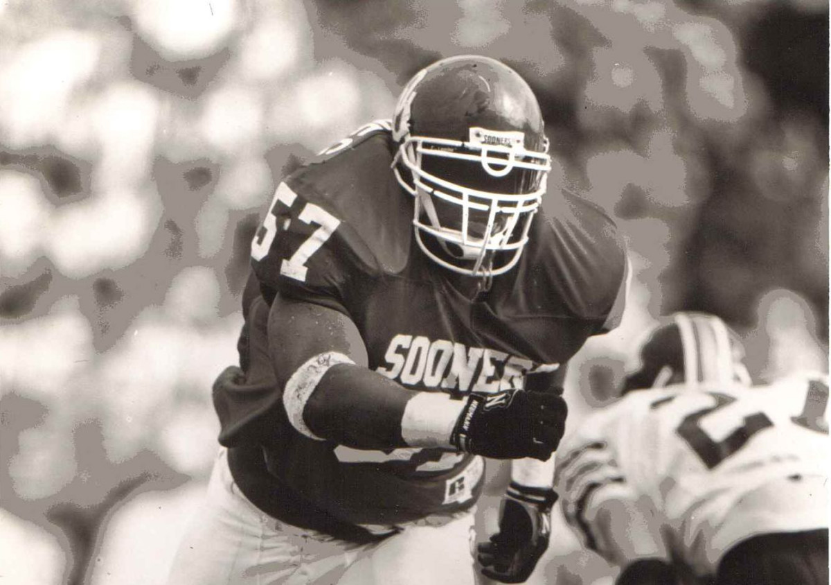 Oklahoma Sooners legend Cedric Jones set records at OU Sports Illustrated Oklahoma Sooners
