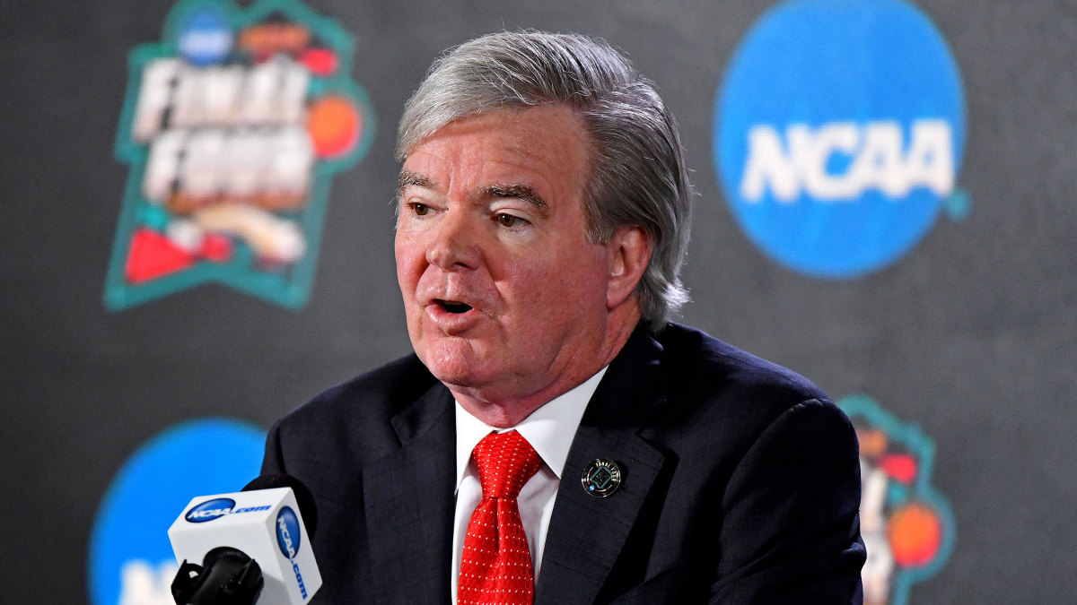 ncaa-athlete-payment-mark-emmert