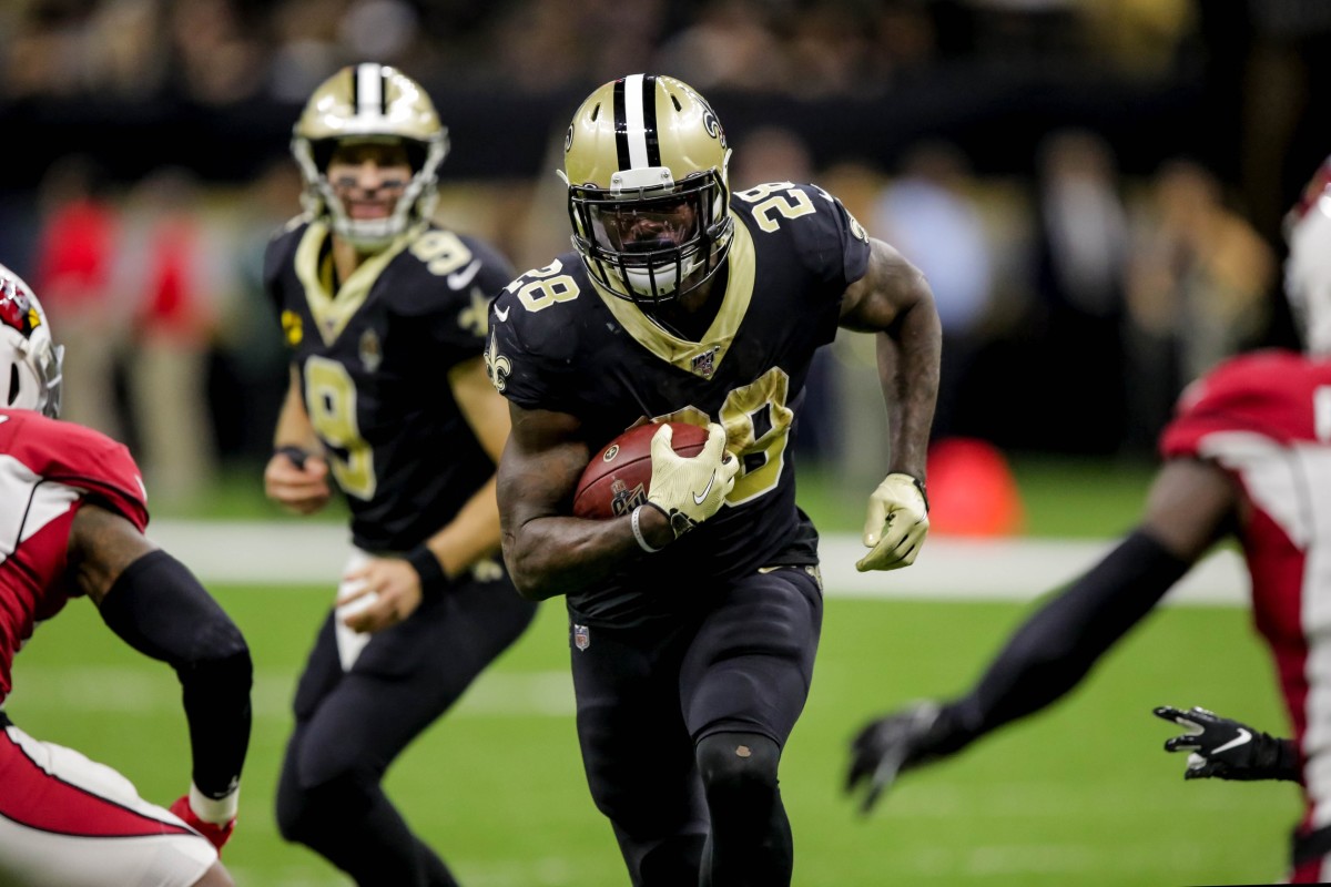 Oct 27, 2019; New Orleans, LA, USA; New Orleans Saints running back Latavius Murray (28) runs against the Arizona Cardinals during the third quarter at the Mercedes-Benz Superdome. Mandatory Credit: Derick E. Hingle-USA TODAY Sports