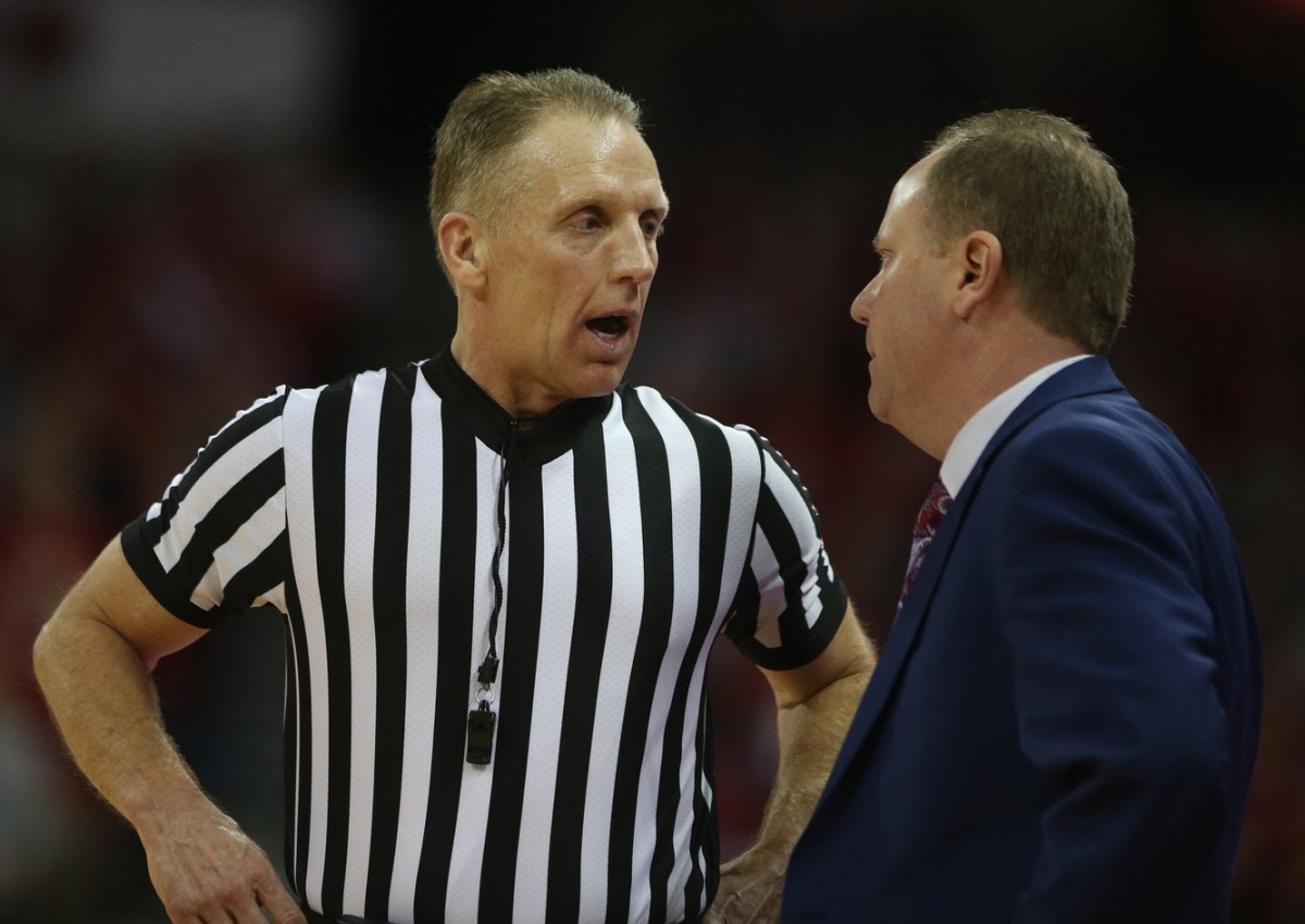 SEC Tabs New Coordinator of Men's Basketball Officiating - The Grove