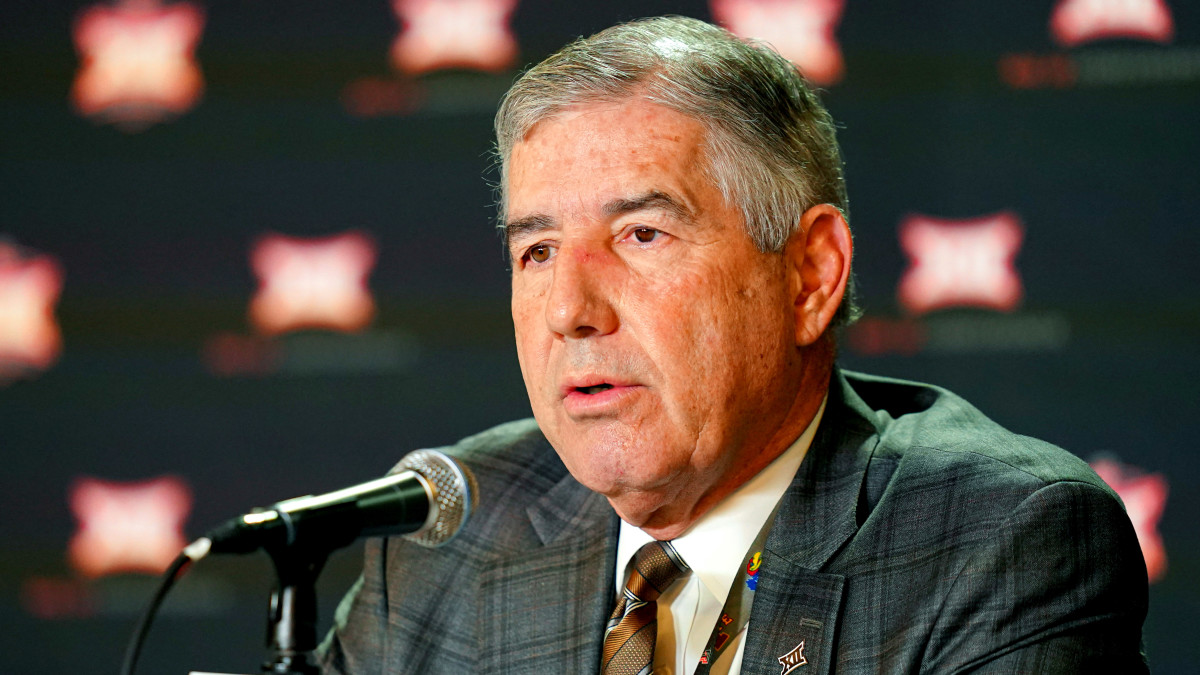 big-12-commisioner-bob-bowlsby