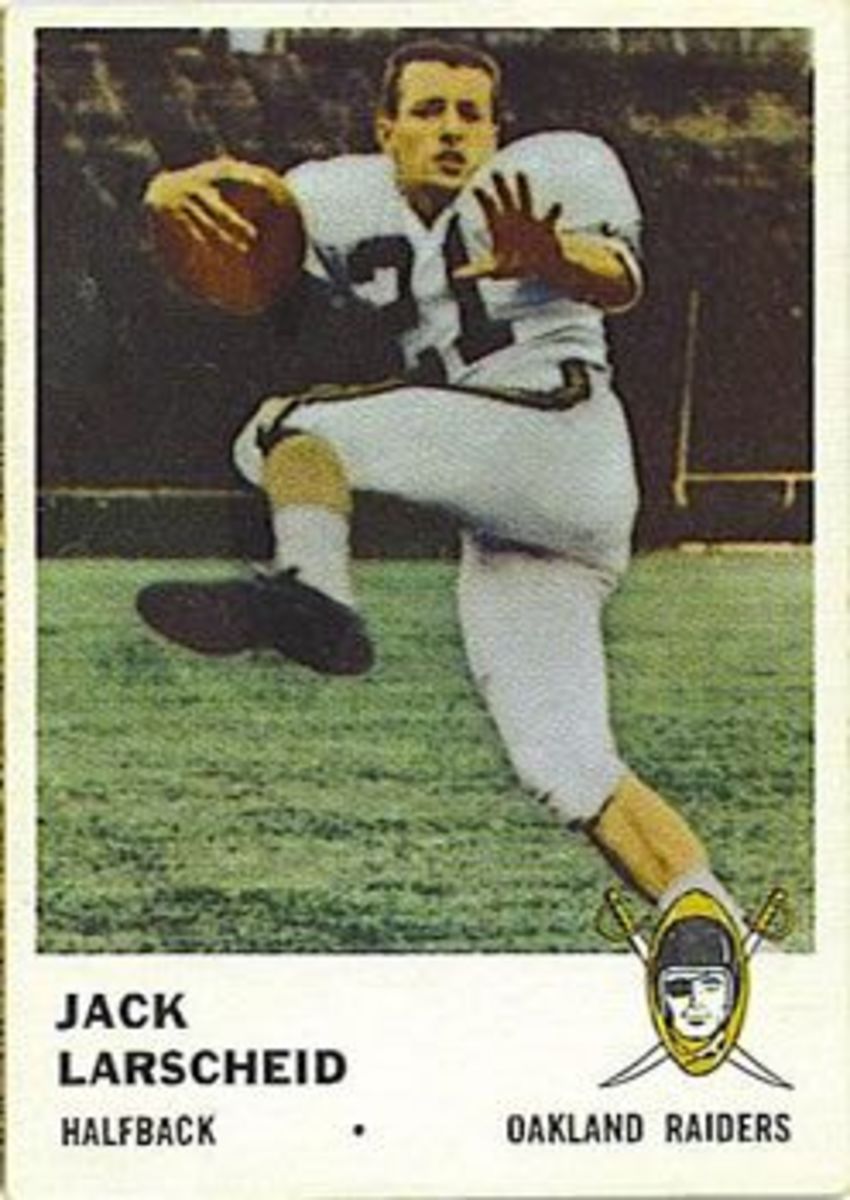 Jack Larscheid, Raiders