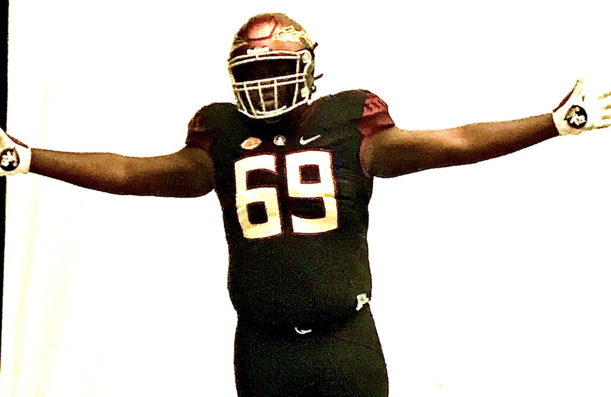 2022 OL Kanaya Charlton Emotional After Offer From Alabama