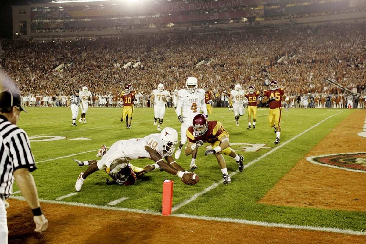 Texas Longhorns Legend Vince Young/Where On 'All-Time Electric' List? - Vimarsana News