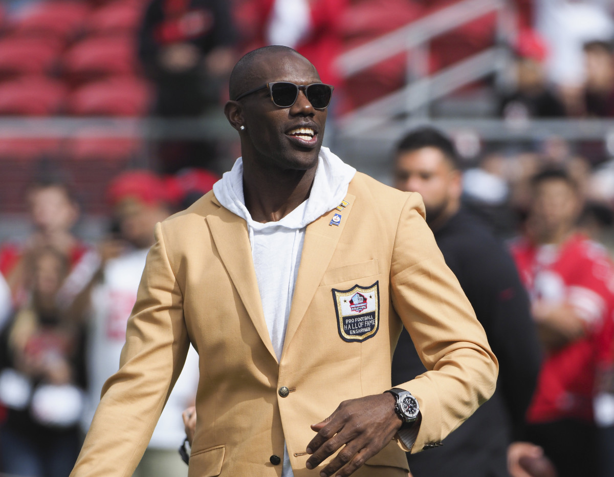 Terrell Owens was known as one of the best wide receivers in his era and would often upset people with his touchdown celebrations.