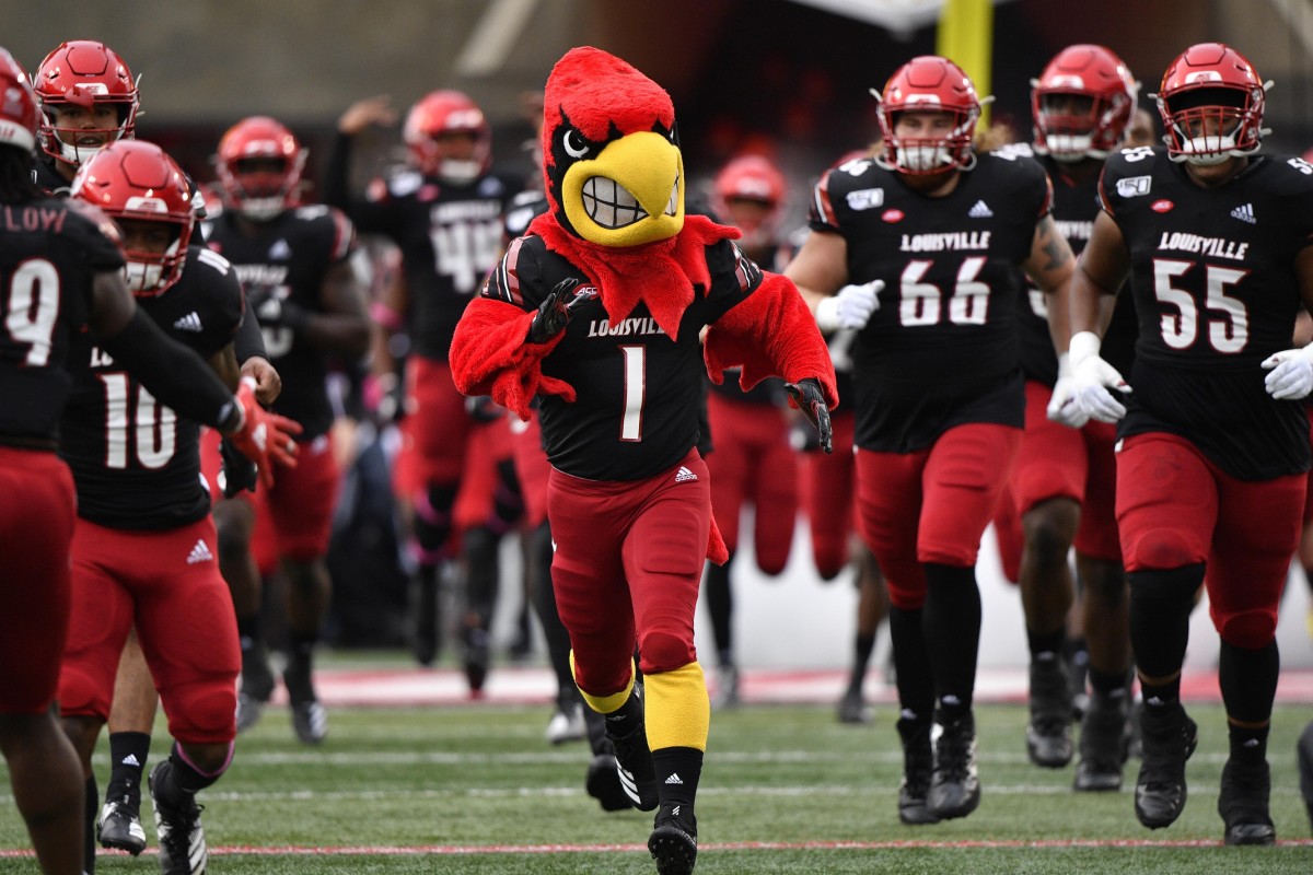 Projecting Louisville Football's Two-Deep Depth Chart Following Fall Camp -  Sports Illustrated Louisville Cardinals News, Analysis and More