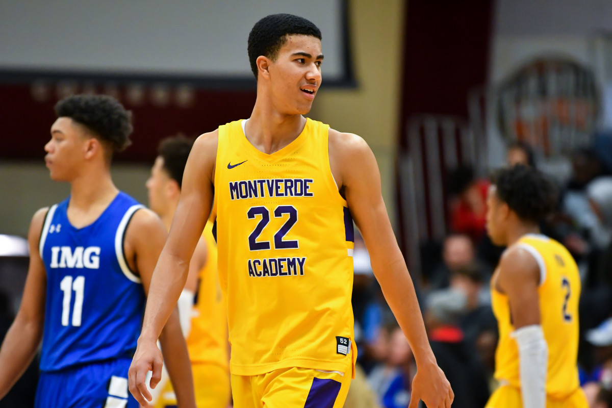 Michigan coach Juwan Howard's prized recruit Caleb Houstan focused on