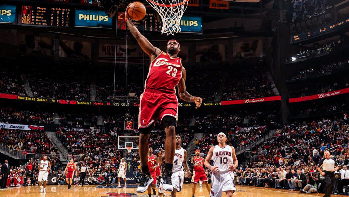 lebron-james-cavs-hawks