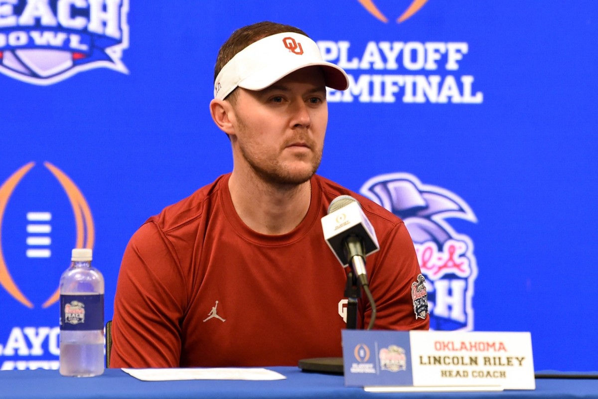 Top 5 College Football Head Coaches Sports Illustrated Clemson Tigers