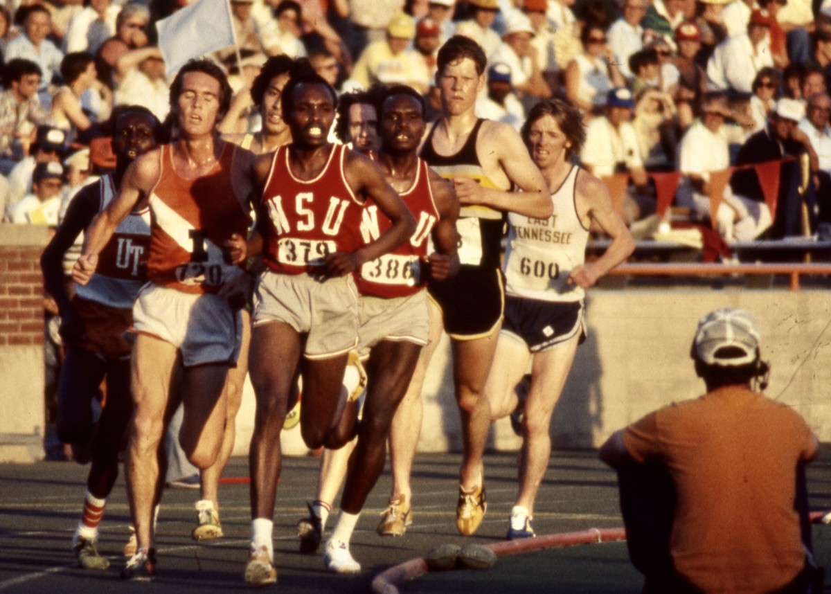 Henry Rono (center) set a world record in the 5,000 meters at Cal