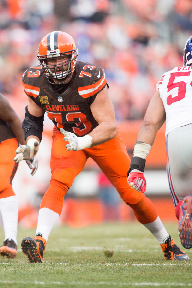 Browns left tackle Joe Thomas prepares to block defenders during a 2016 game against the Giants. After being the third player drafted in 2007, Thomas became one of the most reliable players in franchise history.