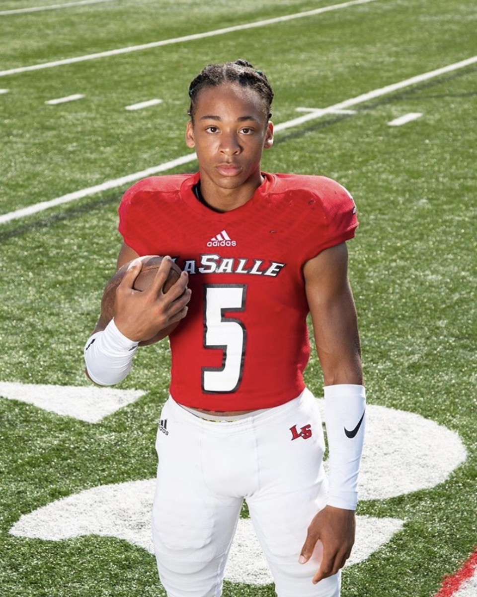 La Salle Coach Shares Thoughts on What Alabama is Getting with 2021 DB Devonta  Smith - Sports Illustrated Alabama Crimson Tide News, Analysis and More