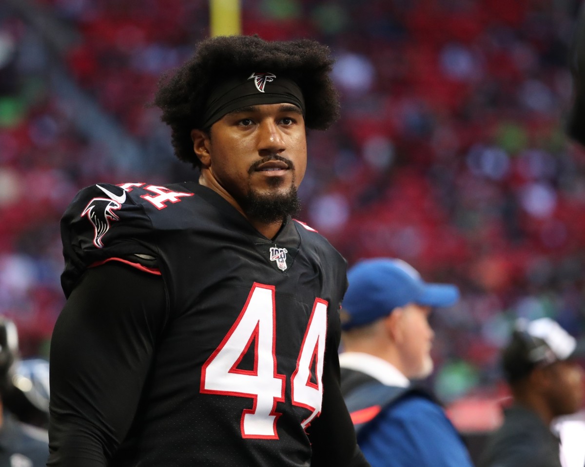 The Tennessee Titans signed pass rusher Vic Beasley to a one-year, $3.5-million contract in the hopes that he can regain at least some of the form that made him a First-Team All-Pro standout with the Atlanta Falcons in 2016.