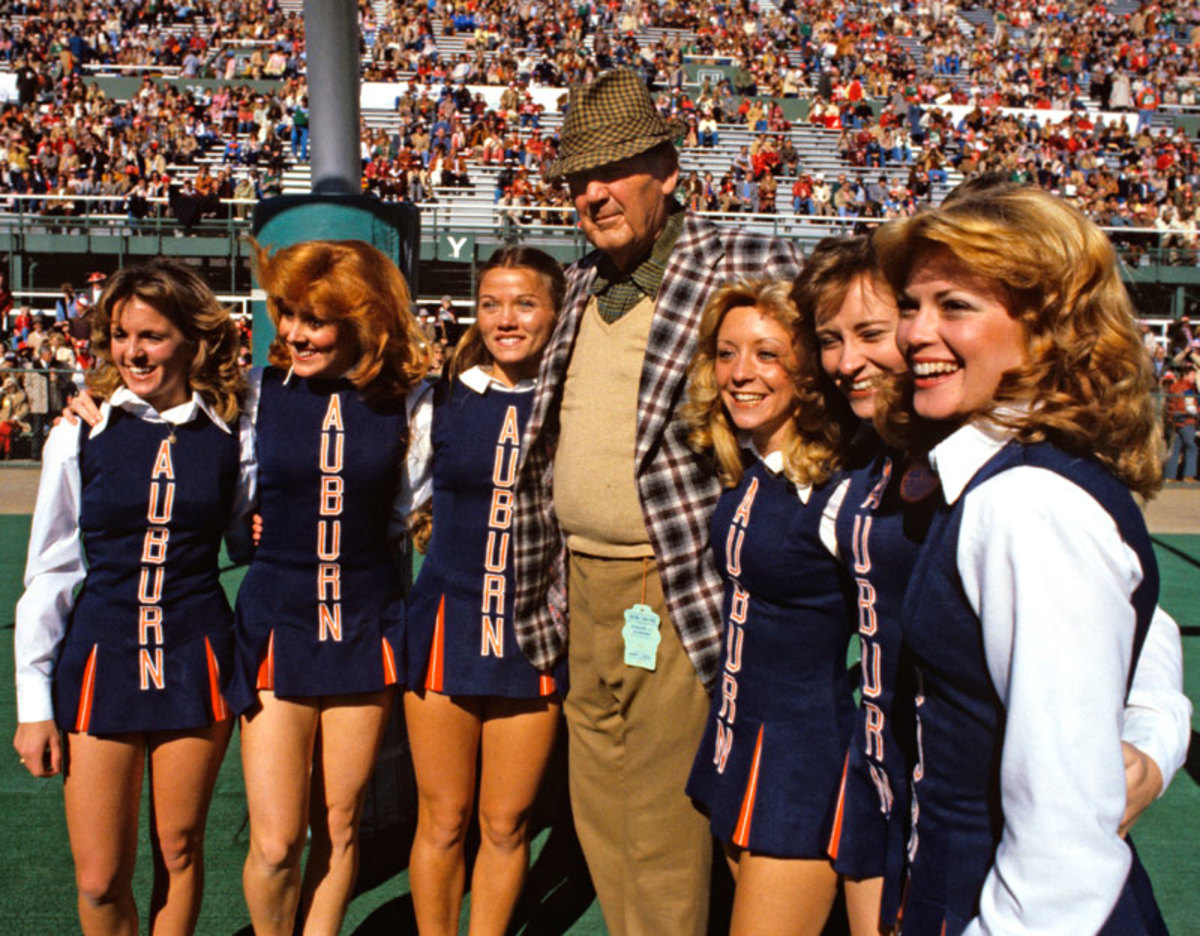 What's Wrong with this picture of Bear Bryant?