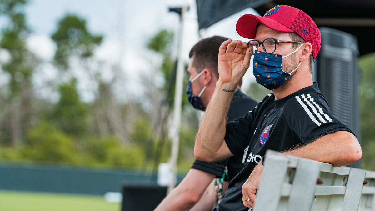 Chicago Fire coach Raphael Wicky
