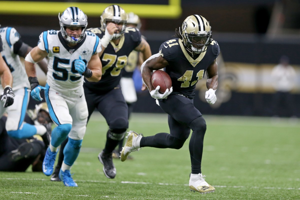Nov 24, 2019; New Orleans, LA, USA; New Orleans Saints running back Alvin Kamara (41) runs against the Carolina Panthers in the second half at the Mercedes-Benz Superdome. The Saints won, 34-31. Mandatory Credit: Chuck Cook-USA TODAY Sports