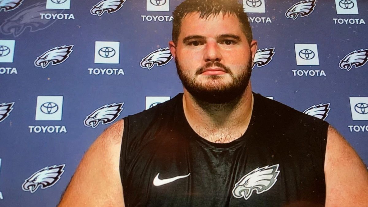 Rookie Landon Dickerson will make first NFL start vs. Cowboys