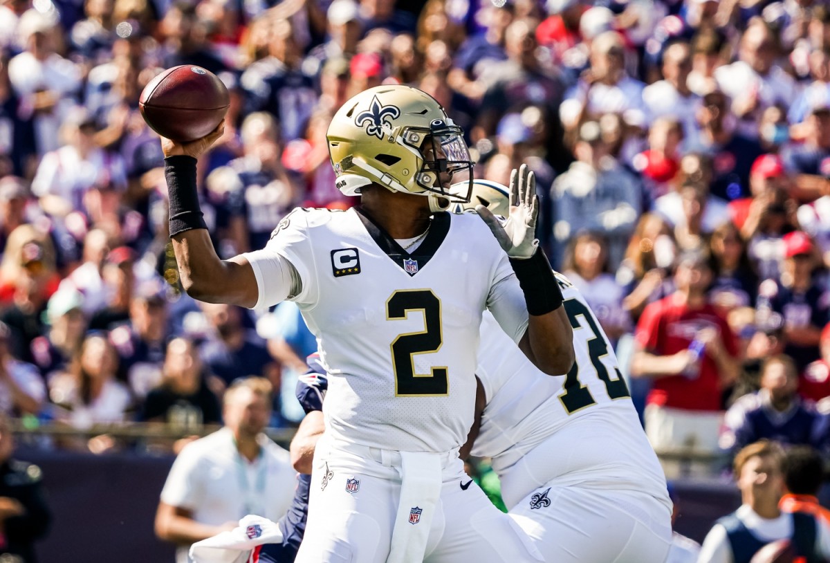 New Orleans Saints quarterback Jameis Winston (2)