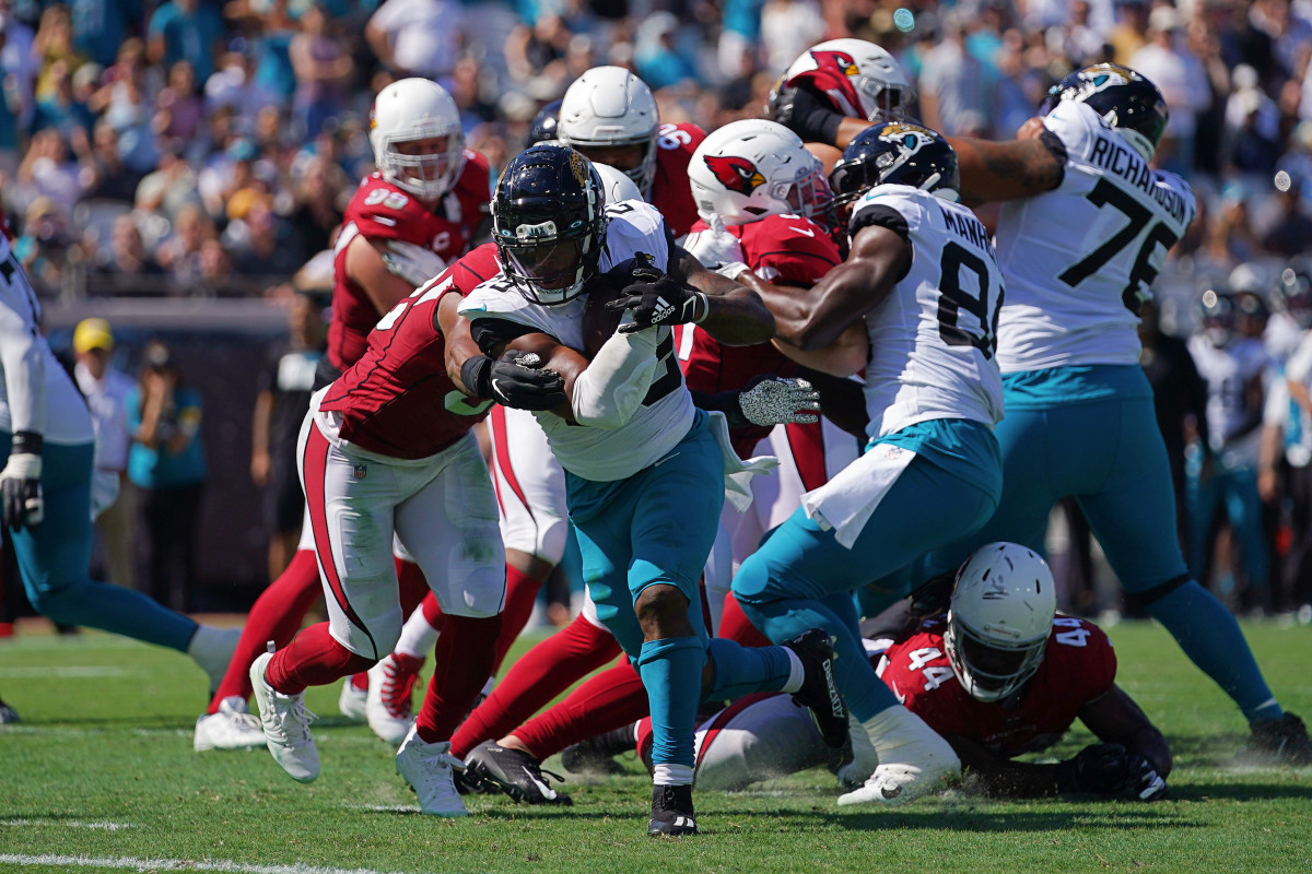 Jacksonville Jaguars running back James Robinson (25) runs for a touchdown during the second half against the Arizona Cardinals at TIAA Bank Field. Mandatory Credit: Jasen Vinlove-USA TODAY Sports