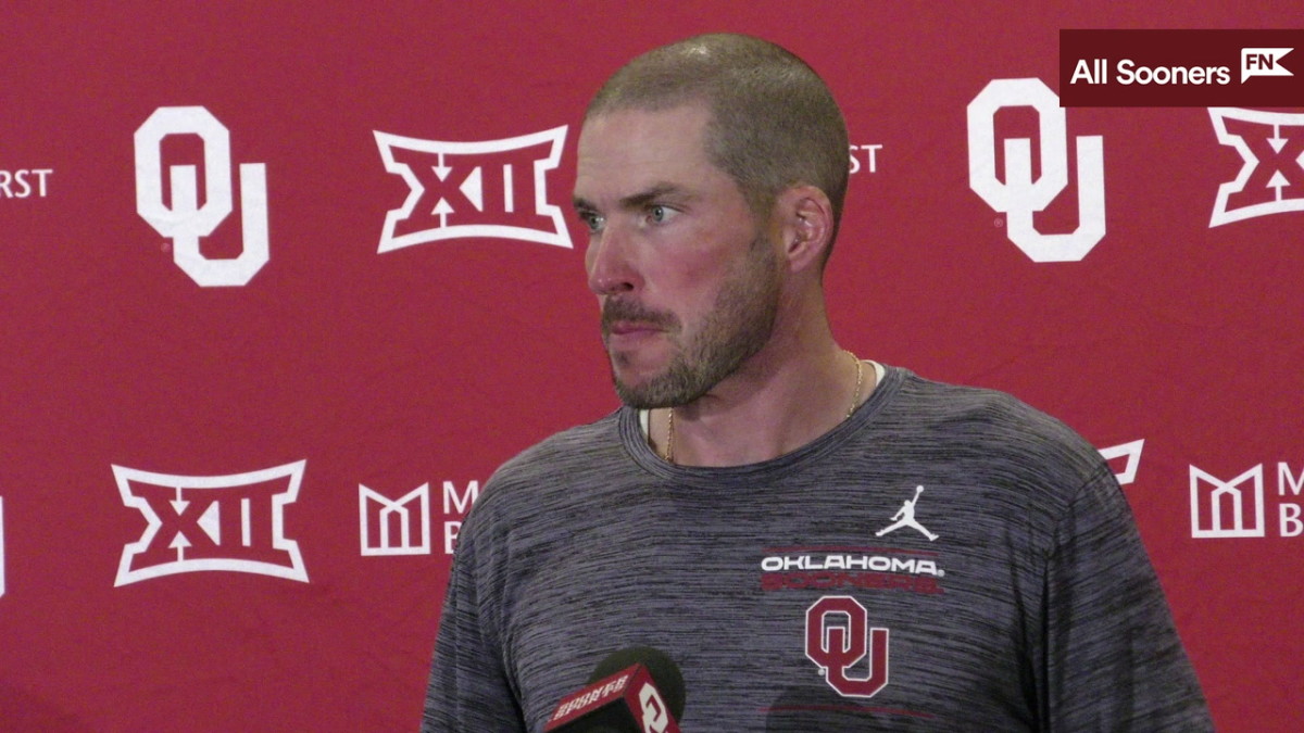 WATCH Oklahoma defensive coordinator Alex Grinch KSU Postgame Press