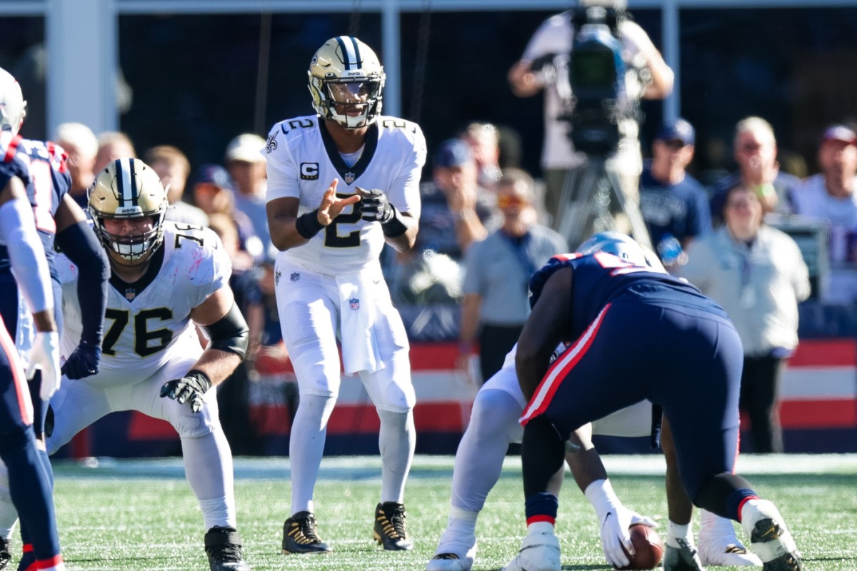 New Orleans Saints quarterback Jameis Winston (2) calls for the ball against New England. Mandatory Credit: Stephen Lew-USA TODAY Sports