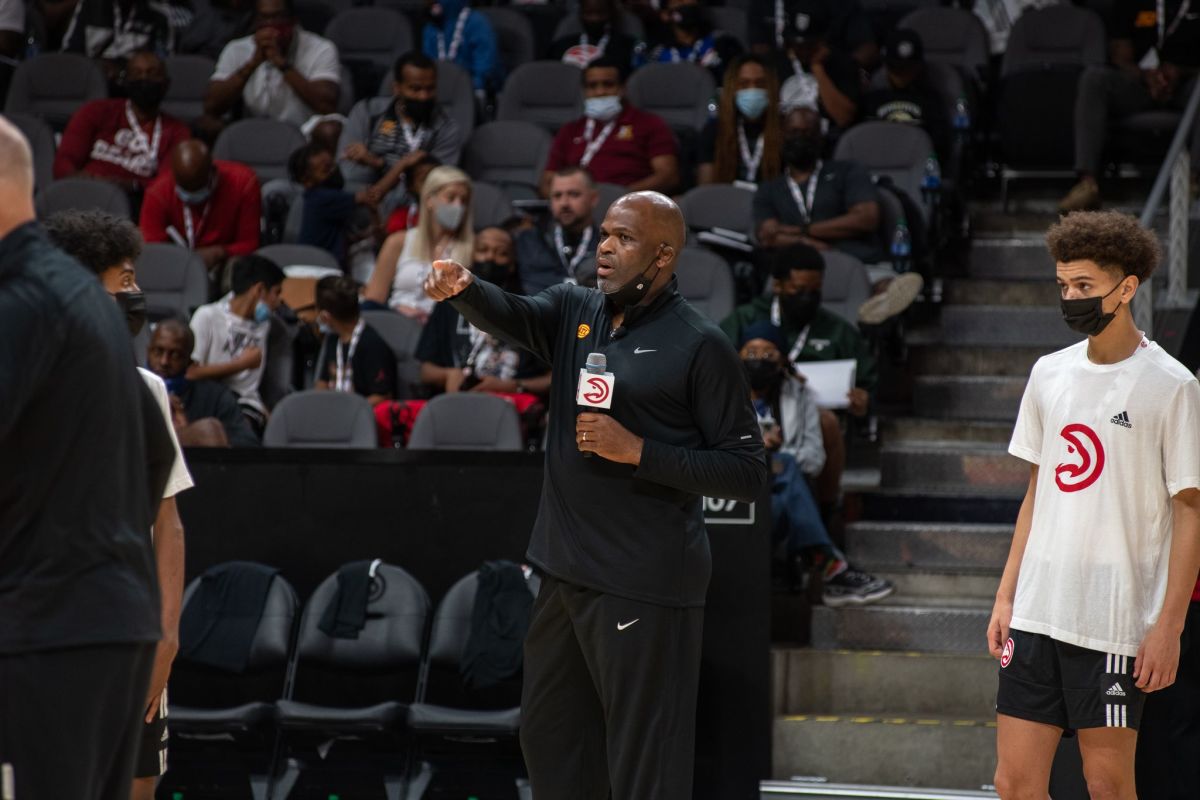 Atlanta Hawks Coach Nate McMillan addressing participants at annual Coaches Clinic.