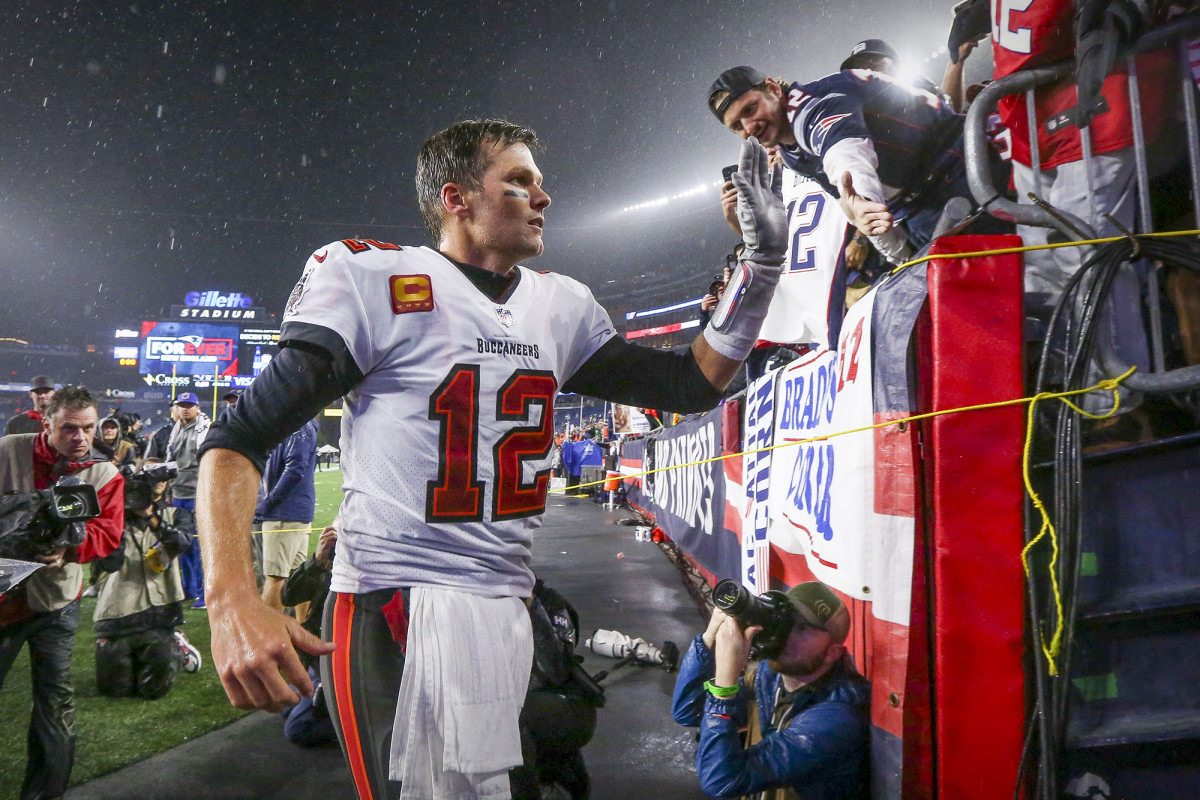 brady-foxboro-post-game