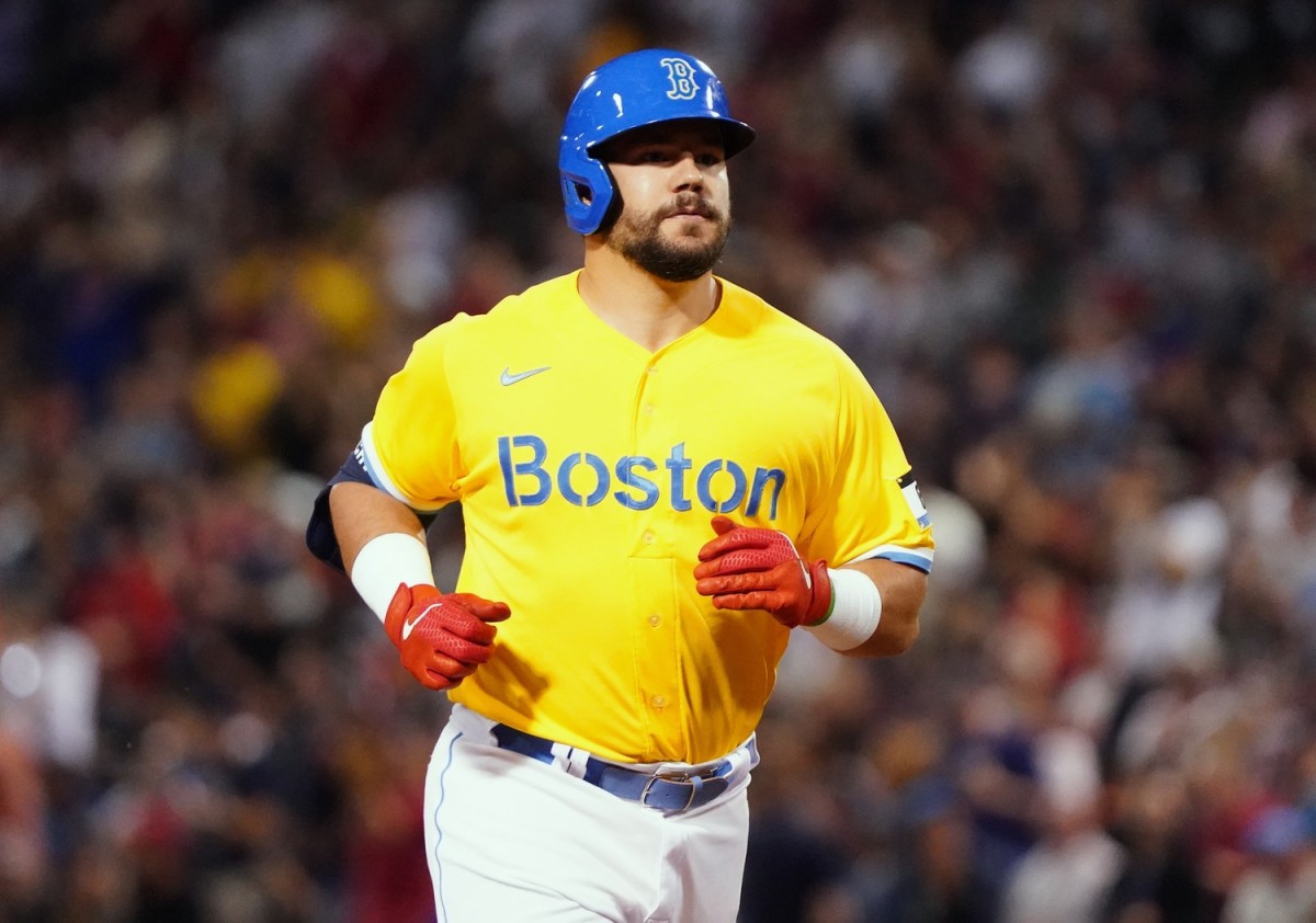 kyle schwarber boston red sox jersey