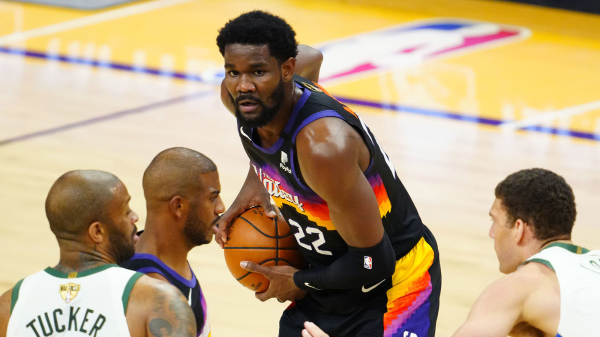 Phoenix Suns center Deandre Ayton (22) against the Milwaukee Bucks during Game 1 of the 2021 NBA Finals at the Phoenix Suns.