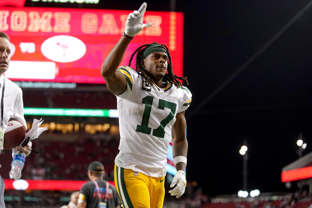 Sep 26, 2021; Santa Clara, California, USA; Green Bay Packers wide receiver Davante Adams (17) jogs towards the locker room after the Packers defeated the San Francisco 49ers 30-28 at Levi's Stadium. Mandatory Credit: Cary Edmondson-USA TODAY Sports