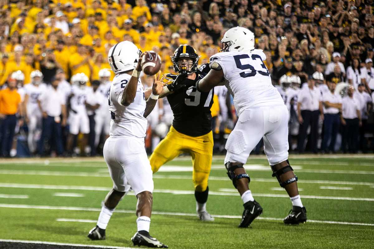 Penn State quarterback Ta'Quan Roberson throws a pass against Iowa (Joseph Cress/Iowa City Press-Citizen)