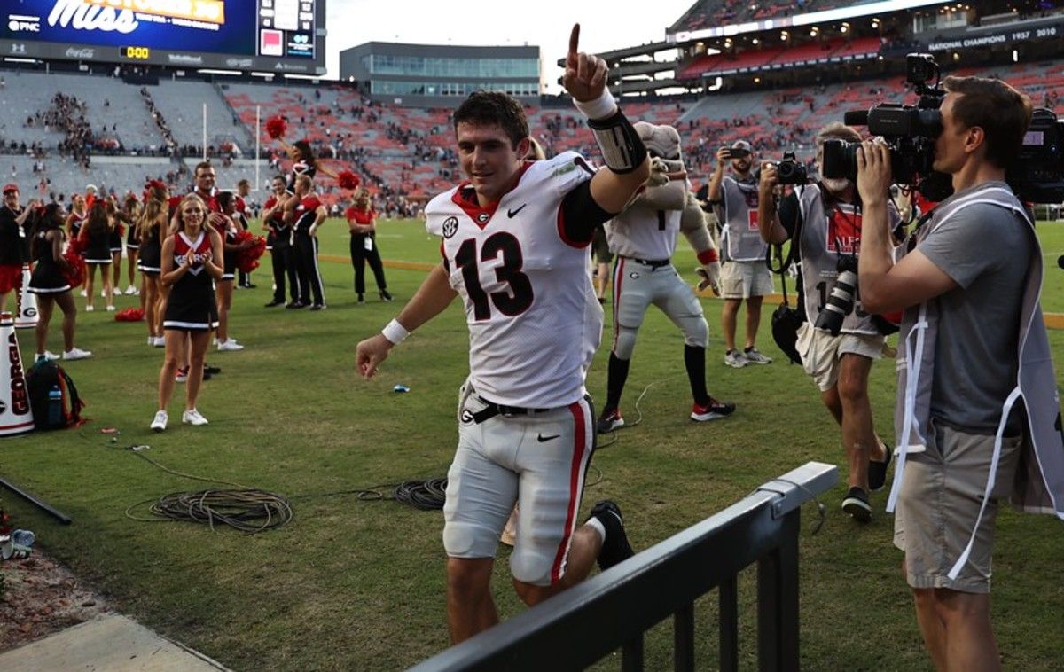 Georgia Football Set for #1 in New AP Poll - Sports Illustrated Georgia Bulldogs News, Analysis and More - Vimarsana News