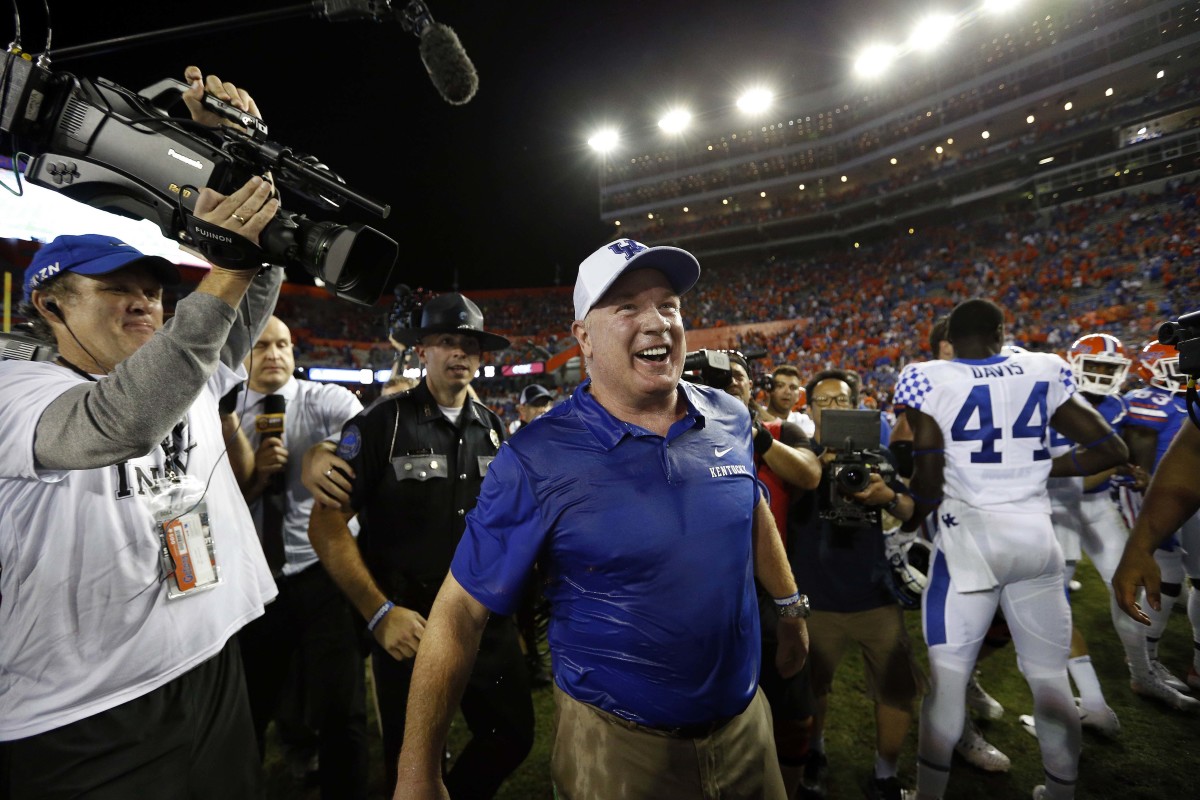 Insider Eliminates Top Candidate for USC Coaching Vacancy - Sports