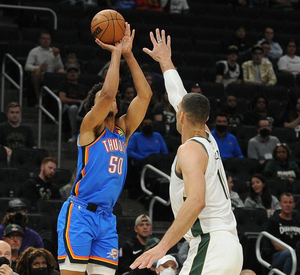 Oklahoma City's Robinson-Earl Finding Confidence in 3-Ball - Vimarsana News